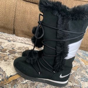 Nike winter boot sz 7.5